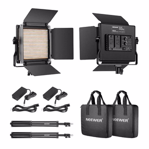 Neewer 660 kahevärviline LED-komplekt, kaks lampi 40W 3200-5600K