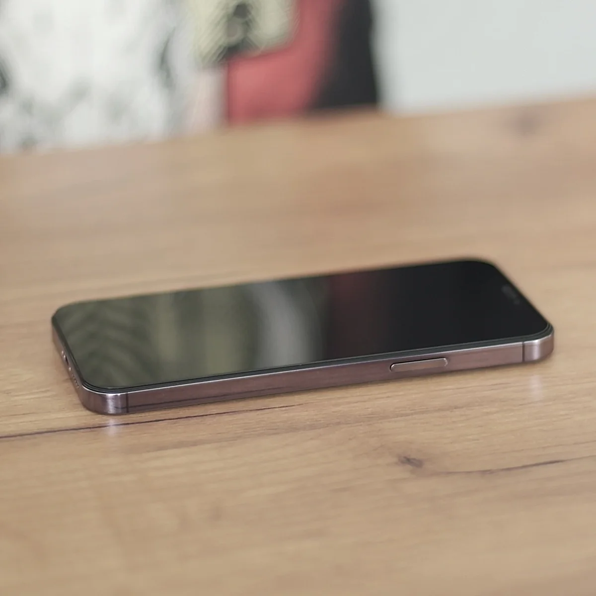 Telefon Wozinsky Privacy Glass klaasiga