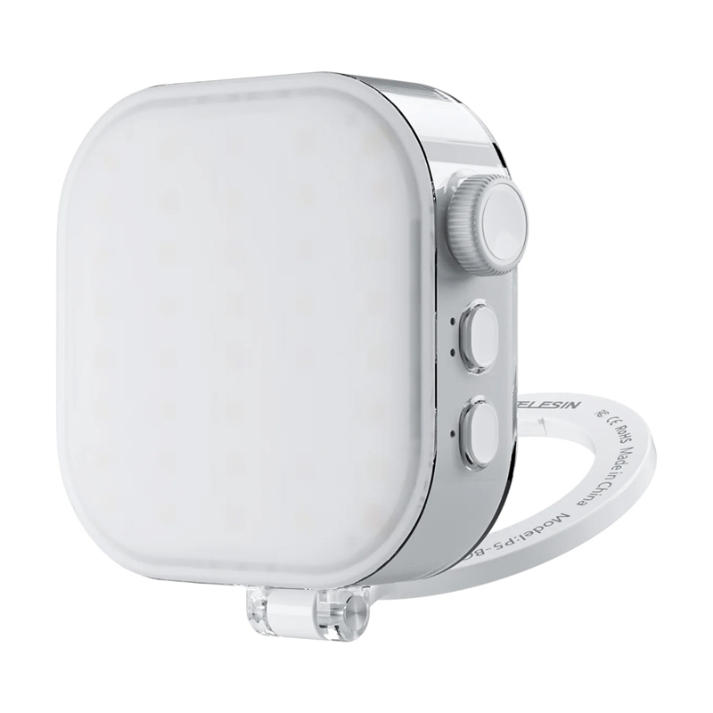 Ice Cube Telesin selfituli telefoni hoidjaga