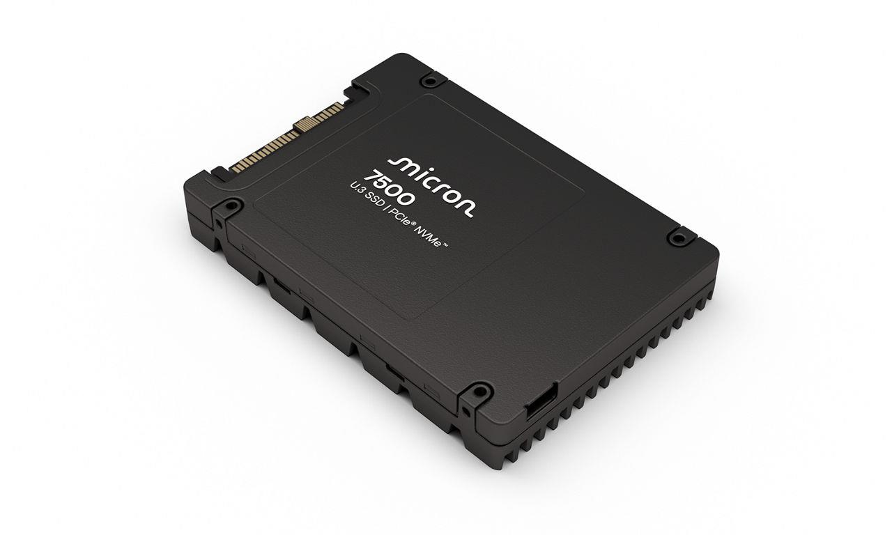 Micron 7500 MAX 1.6TB NVMe SSD ketas U.3 lugemine 6800 MB/s kirjutamine 2700 MB/s
