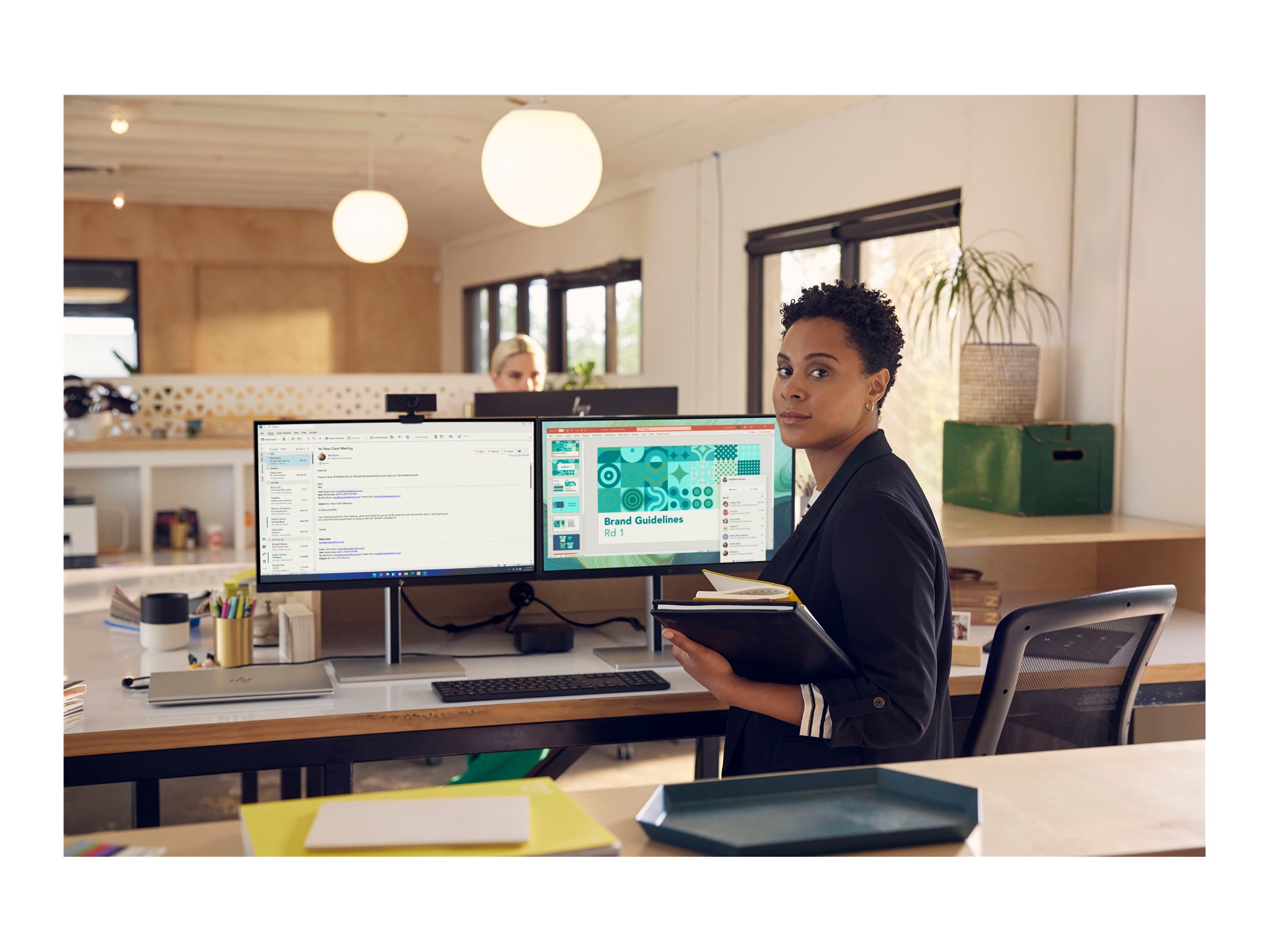 HP E24t G5 23.8i Touch FHD monitor (ET)