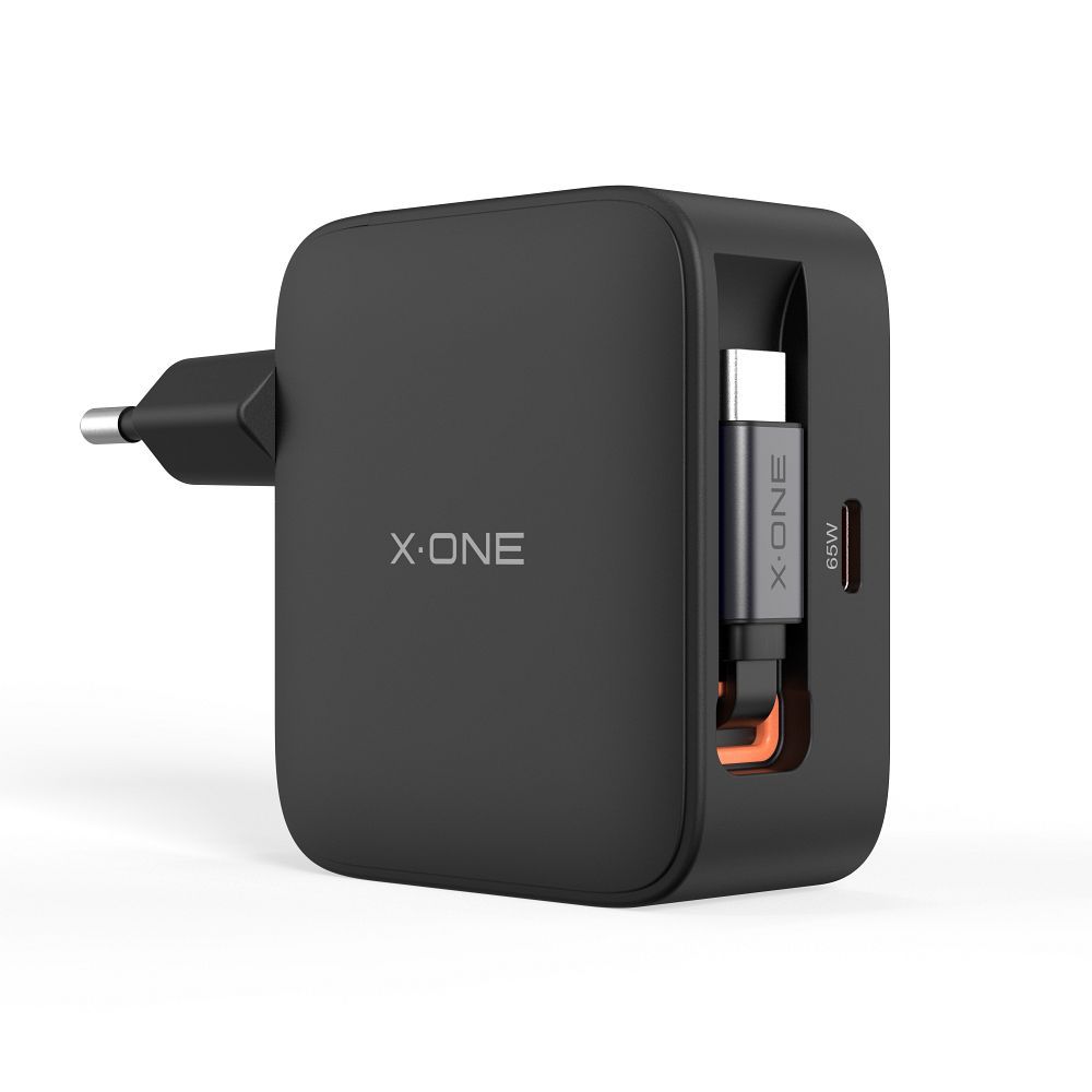 Reisilaadija X-ONE ChargeGo GaN 65W sissetõmmatava kaabli ja USB C pordiga – must