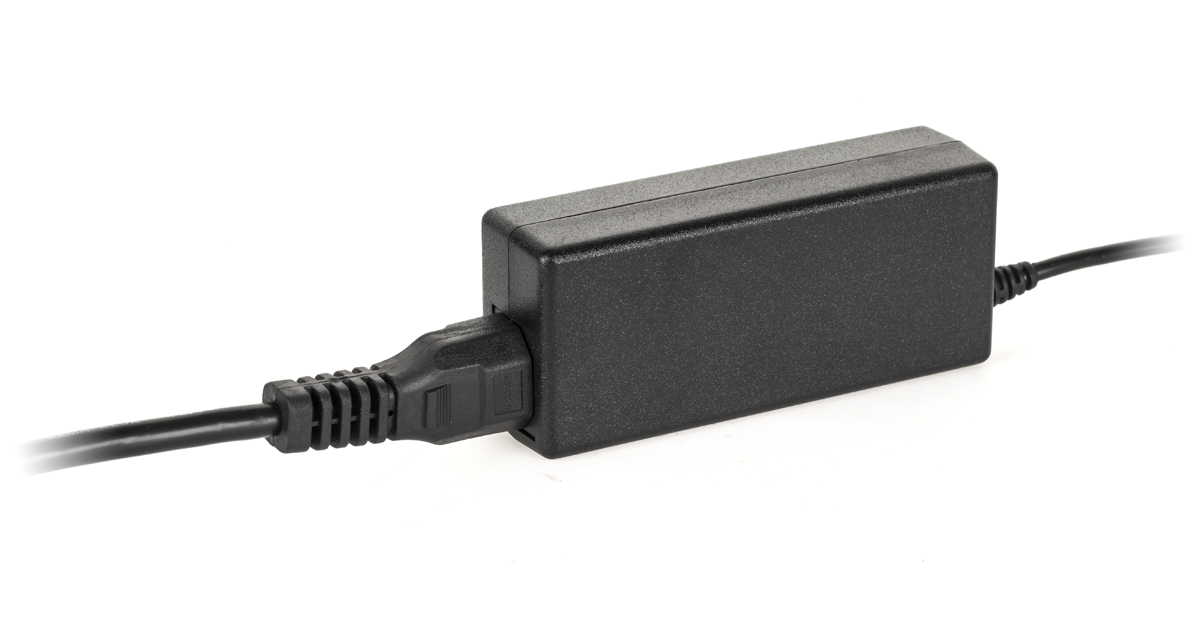 Quer HP Compaqi sülearvuti toiteadapter koos toitekaabliga, 65 W, 18,5 V, 3,5 A, 4,8 × 1,7 mm